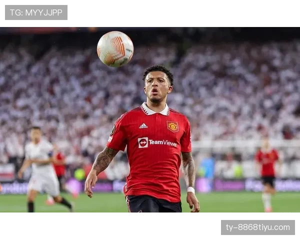 桑乔与萨卡：边路进攻重心从内切终结转向串联渗透