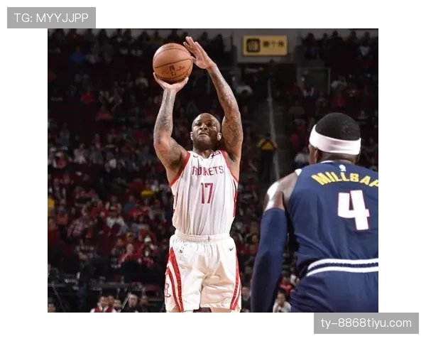 斯科拉无球策应改变防守布局，老将战术价值凸显