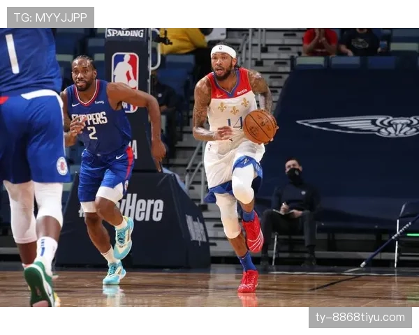 挡拆拉开空间，英格拉姆与锡安进攻角色形成互补