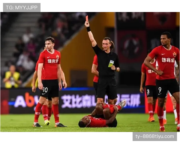红牌停赛规则详解及其对球队影响的判罚标准
